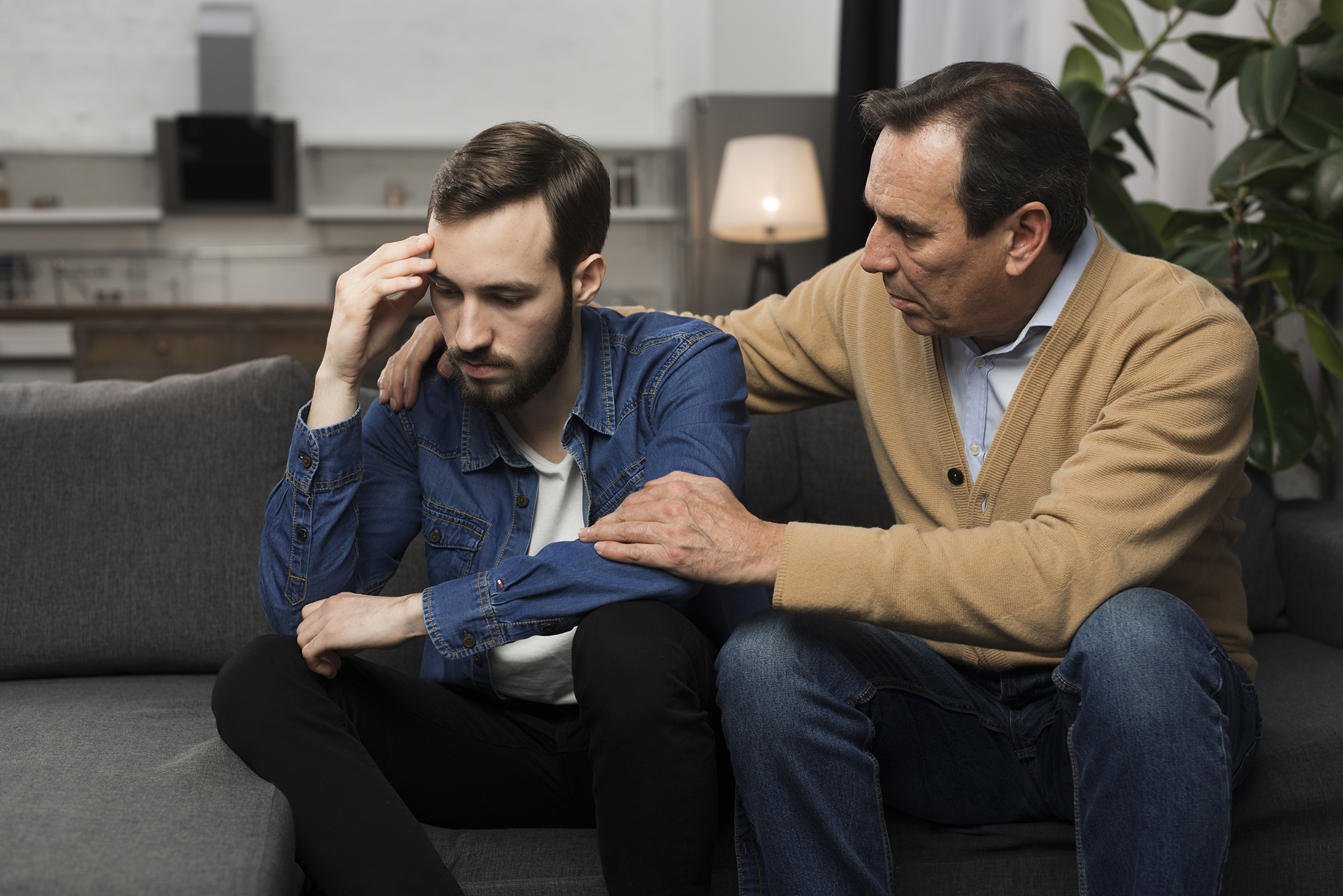 What to Do if Your Loved One Shows Signs of Anxiety | Hopewoods